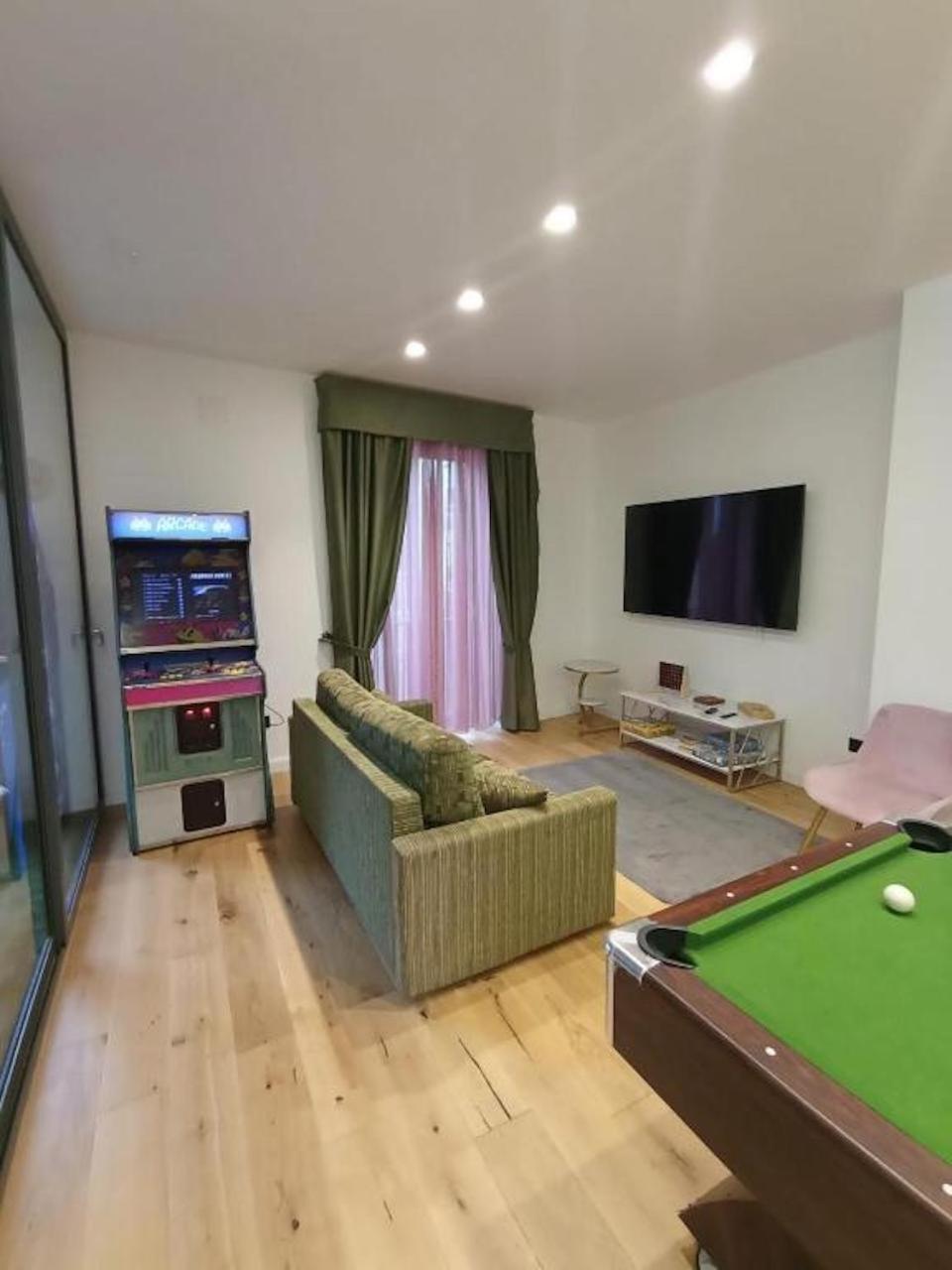 Black Vulcano Suites&studios 3*