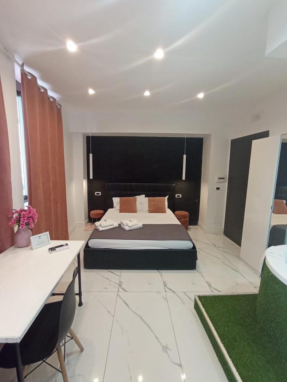 Black Vulcano Suites&studios Guest house 3*